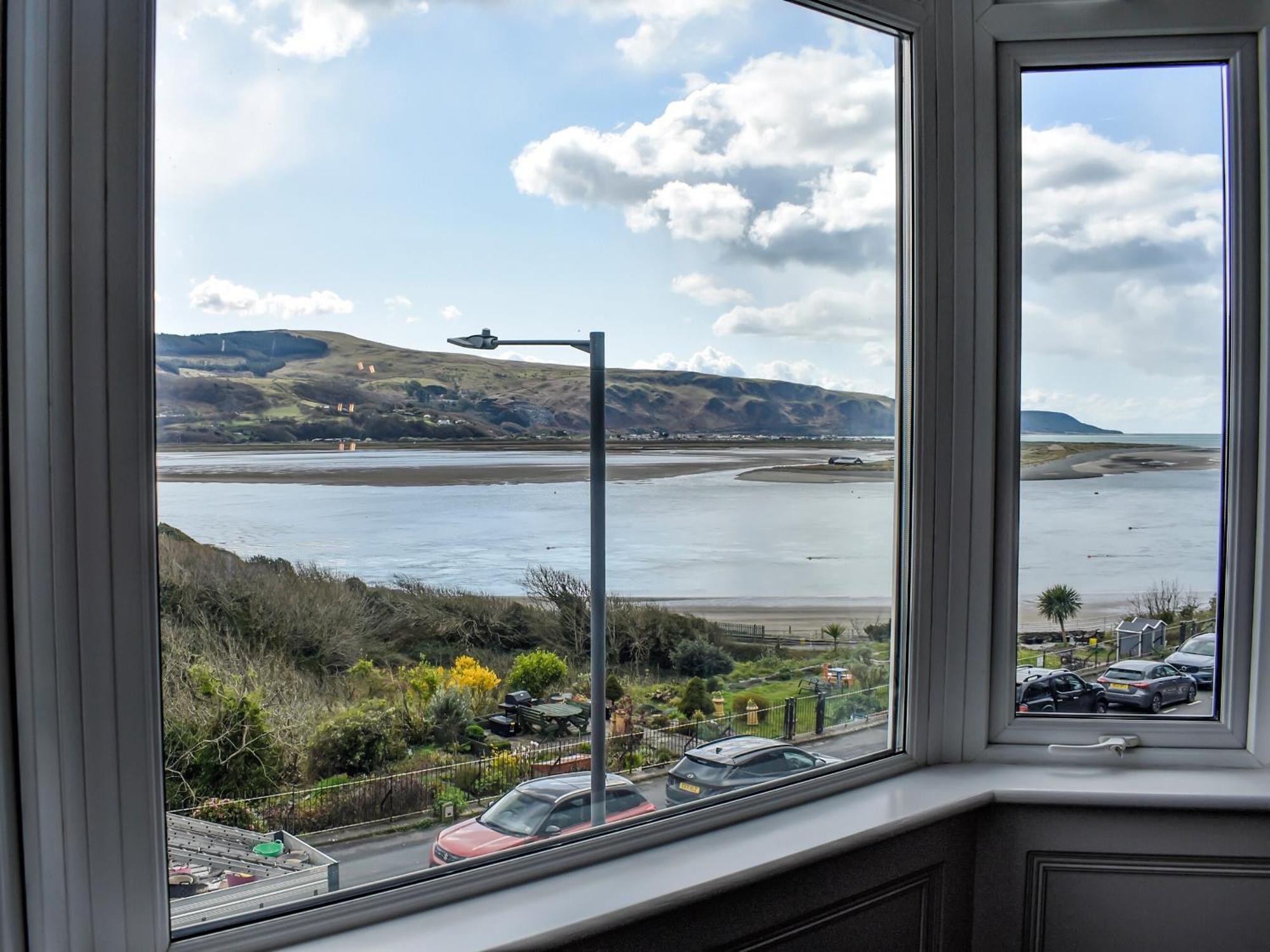 Villa Ty Isaf à Barmouth Extérieur photo